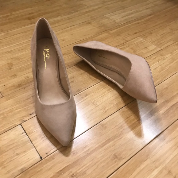 Olivia Jaymessize women’s dress pump - Picture 8 of 15